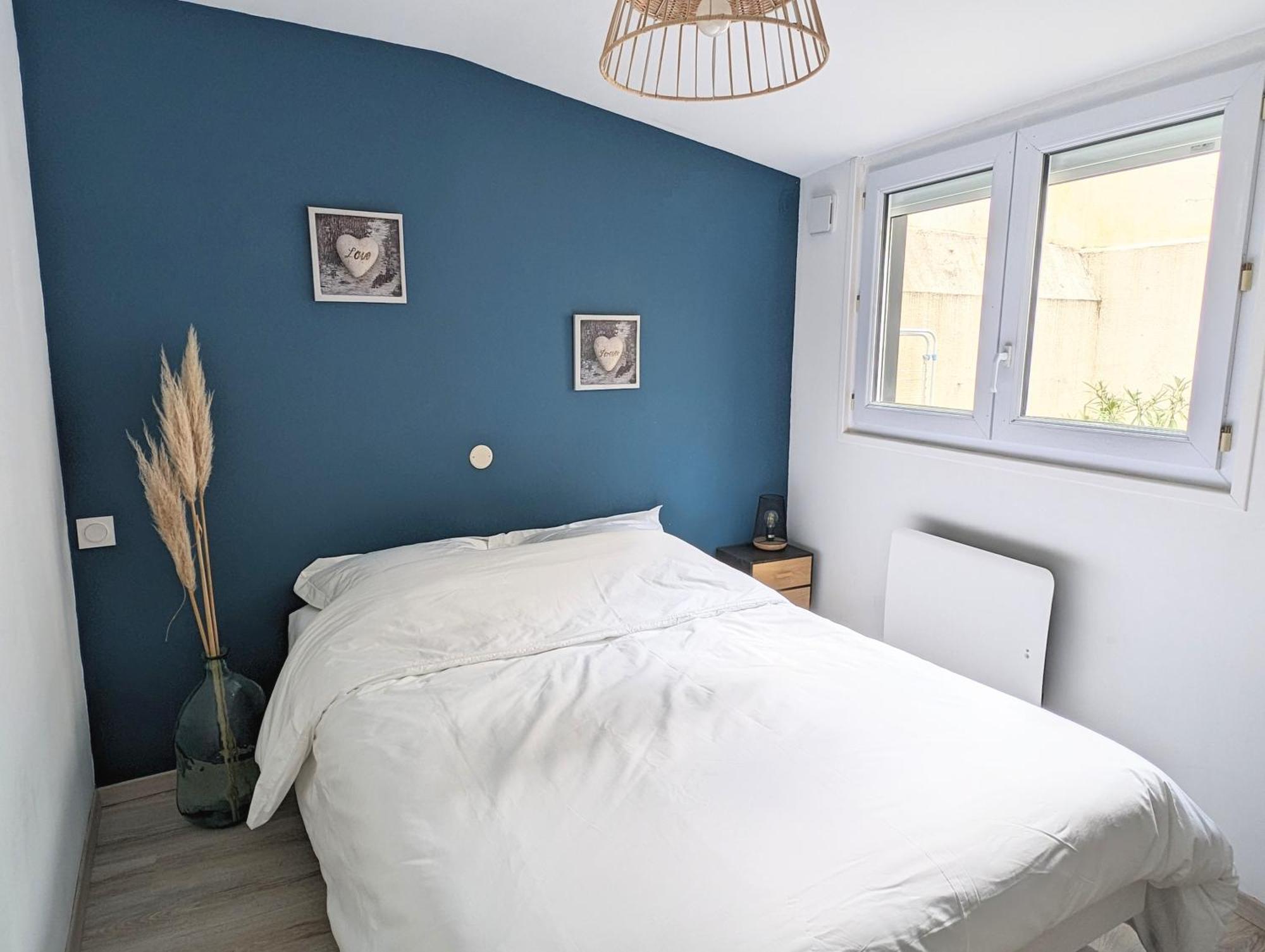 Agreable Maison Renovee En Hyper Centre Avec Patio Pornic Exteriér fotografie